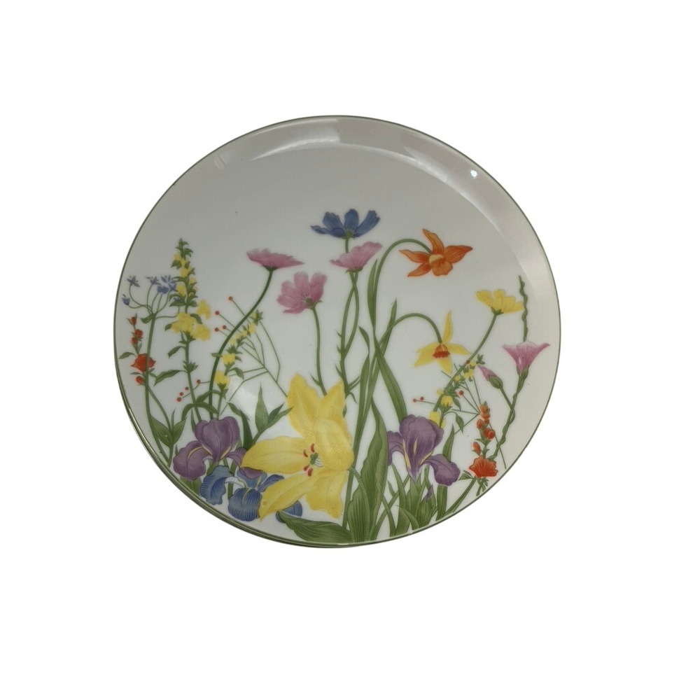 Mann Day Lily Salad Plates Set of 4 White‎ Floral Wildflower Vintage 1974